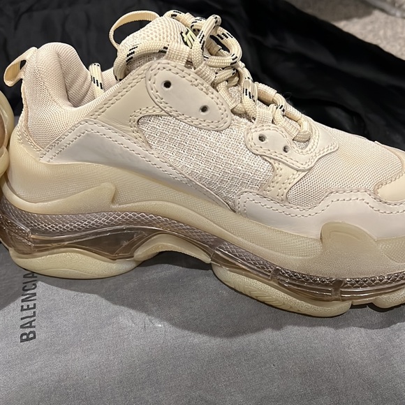 Balenciaga Triple S Sneaker eggshell women’s size 5 in good condition. - Picture 8 of 8